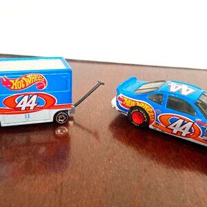 1997 Hotwheels Racecar Trailer #44 and 1996 Hotwheels Racecar #44